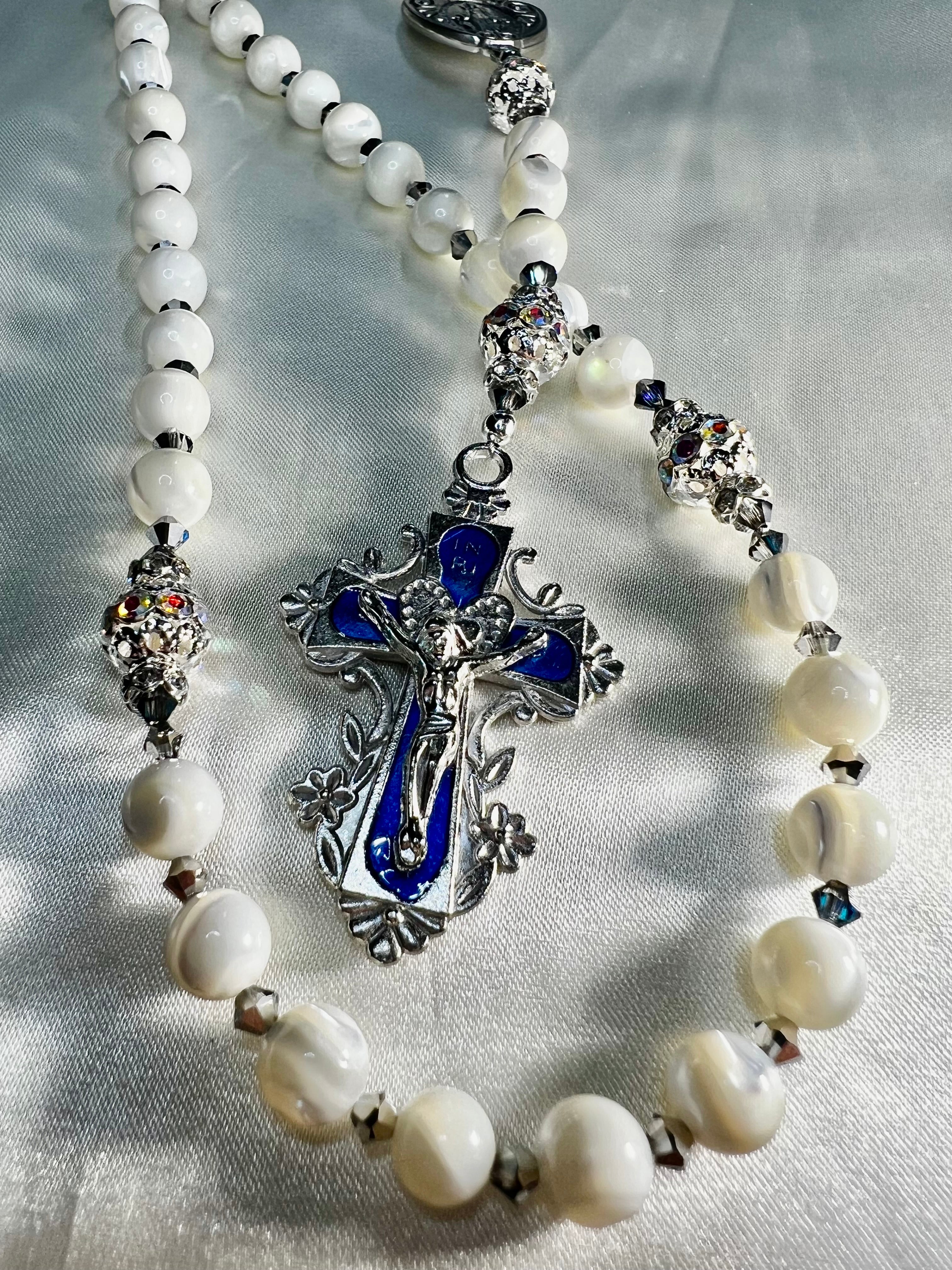 Carys Charismatic Cat キャリーズ チャリスマティック Sacramental Rosaries – Cathy's Cross