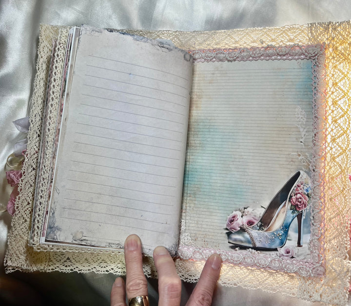 Beautiful inside pages to journal on!