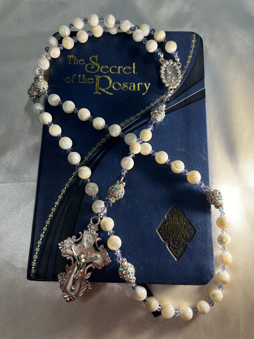 Heirloom Rosary White