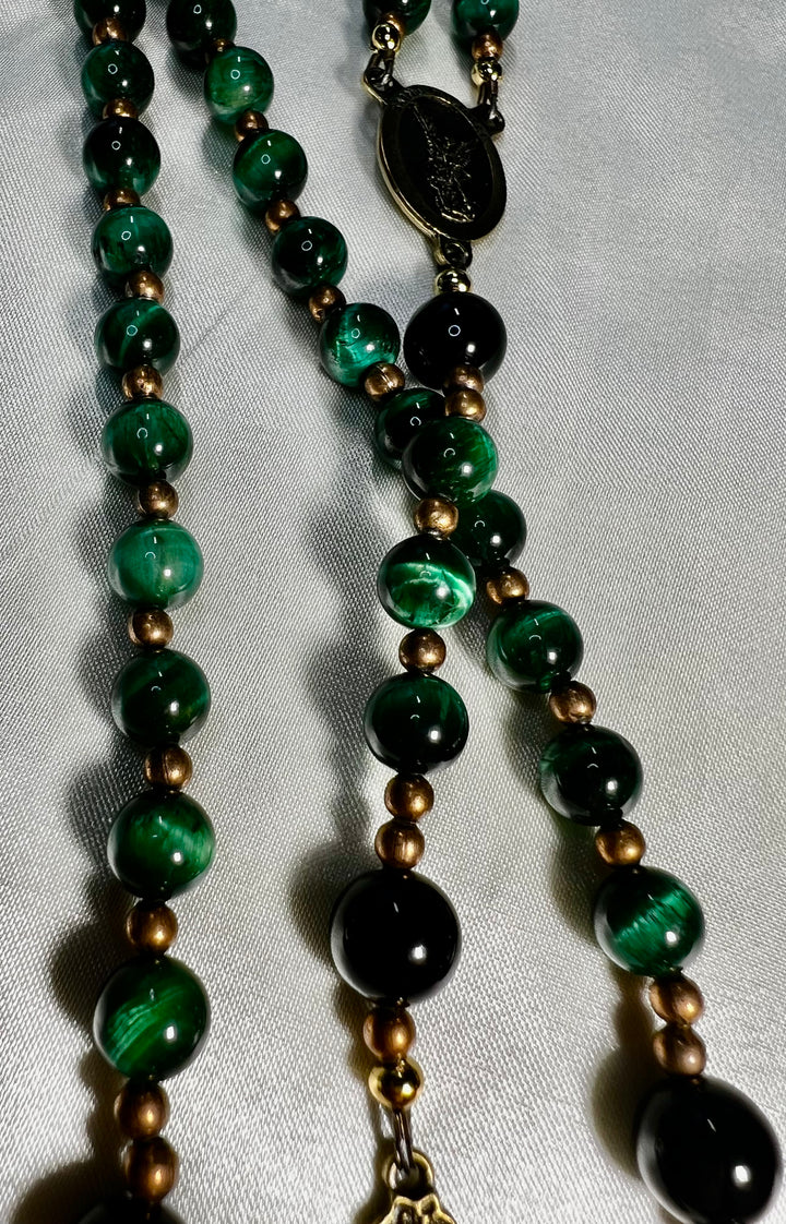 Beautiful merald Green beads!