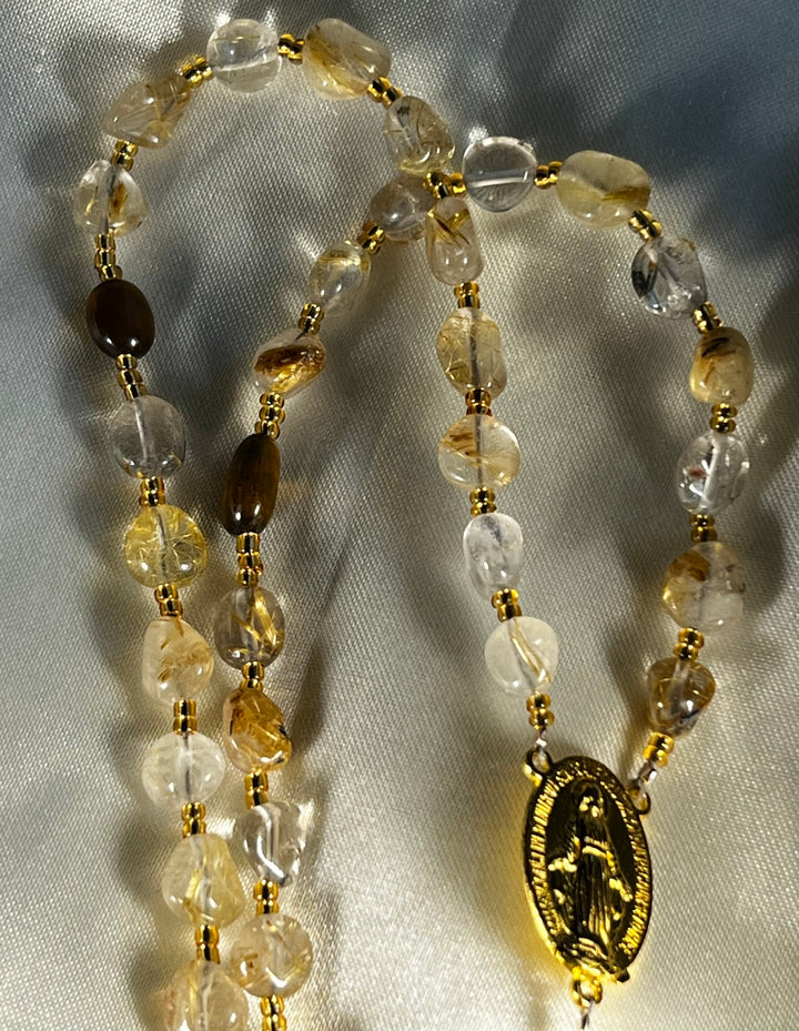 Natural Gold Stone with Yellow Tigers Eye Pater Beads in Gold