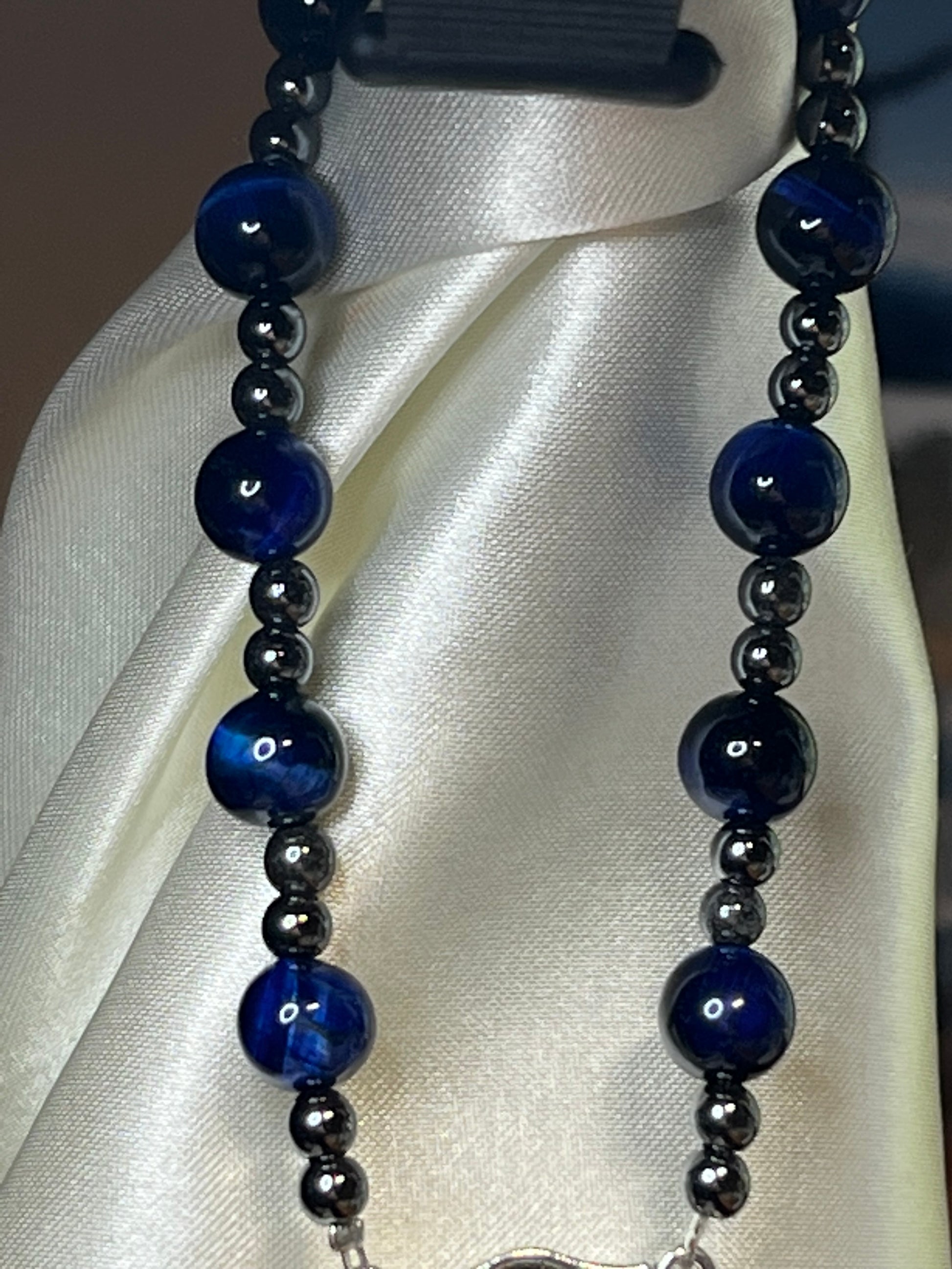 Natural Sapphire Tiger's Eye Gemstones & Platinum spacer beads