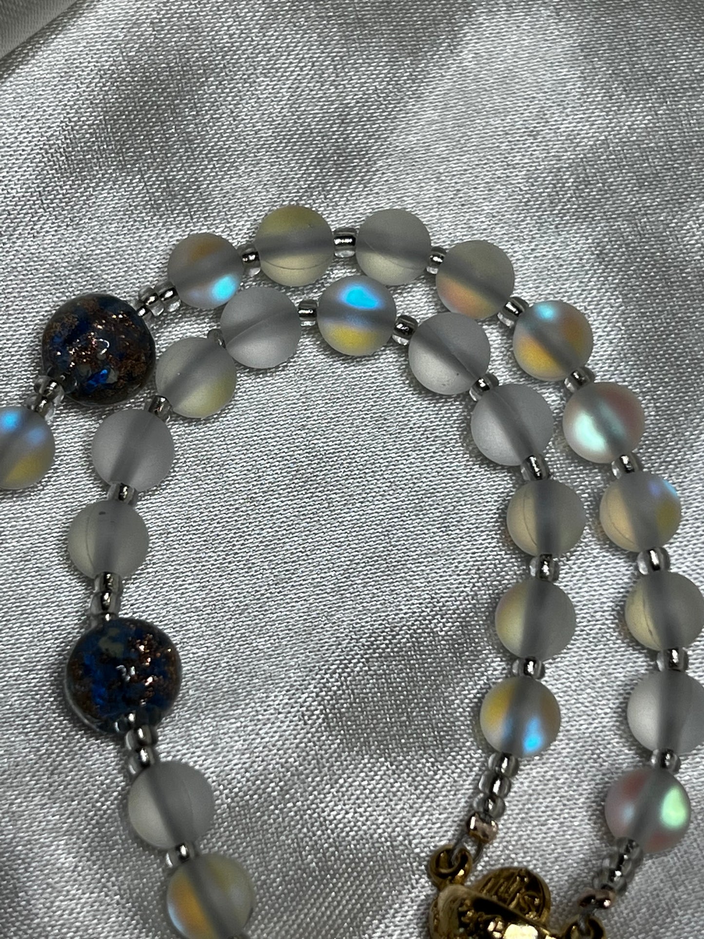 White Aurora Beads & Blue Glow Pater Beads
