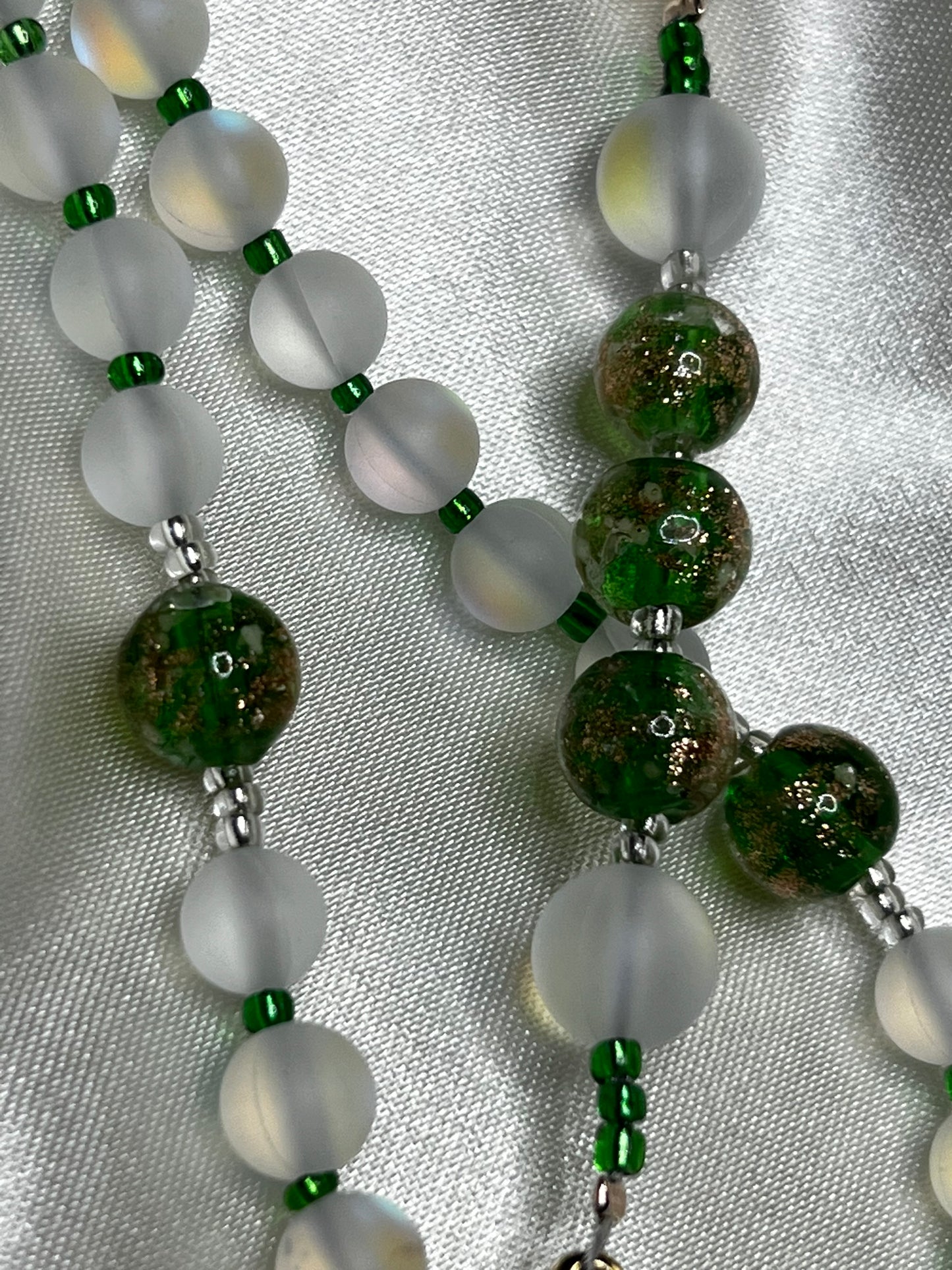 White Aurora Beads & Green Glow Pater Beads